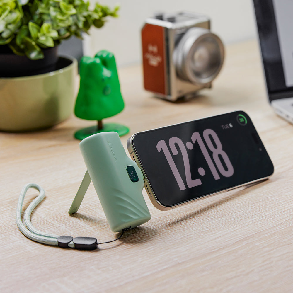 GRAVITY F5C Pocket-sized Fast Charging Power Bank With LED Display