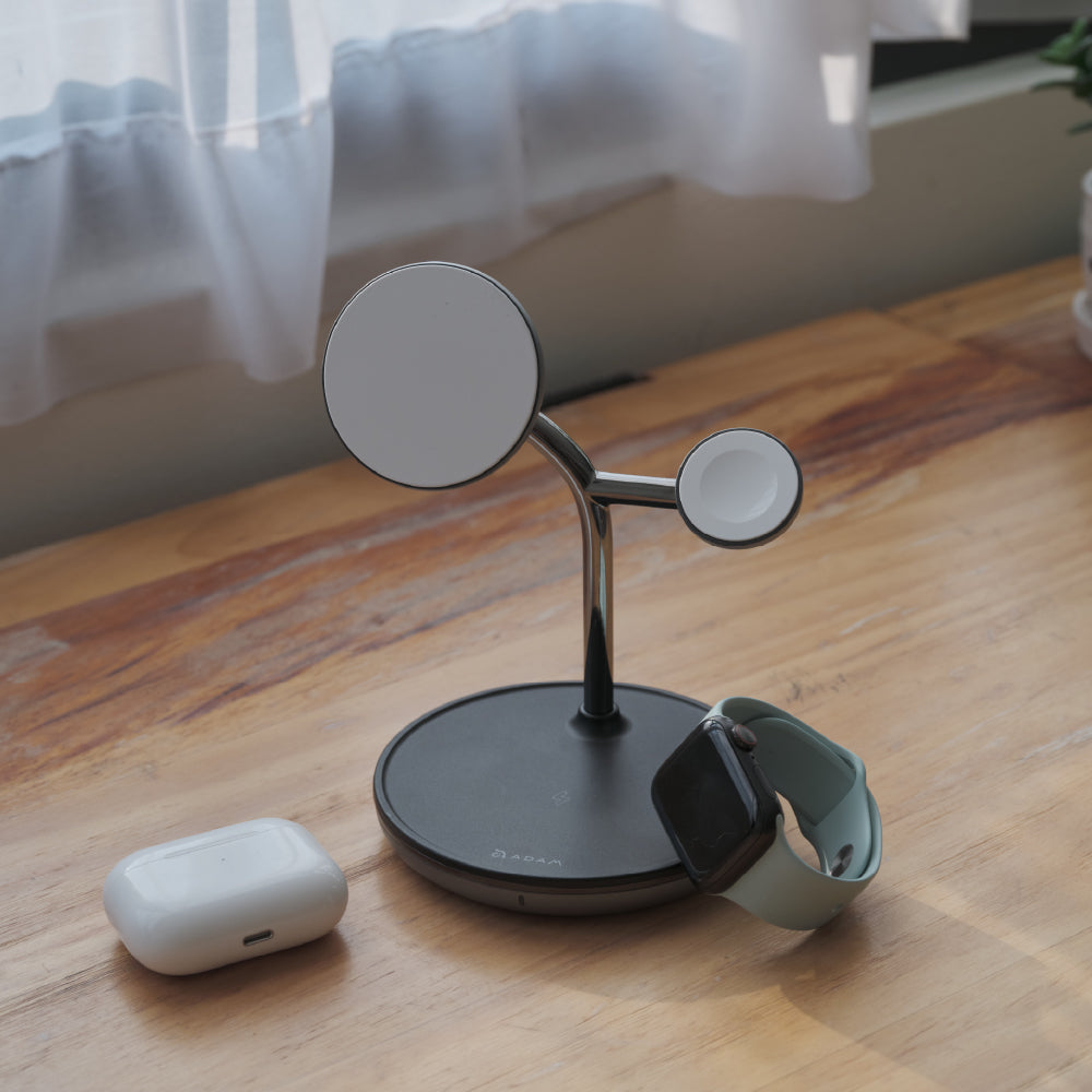 OMNIA M3+ Magnetic 3-in-1 Wireless Charging Station