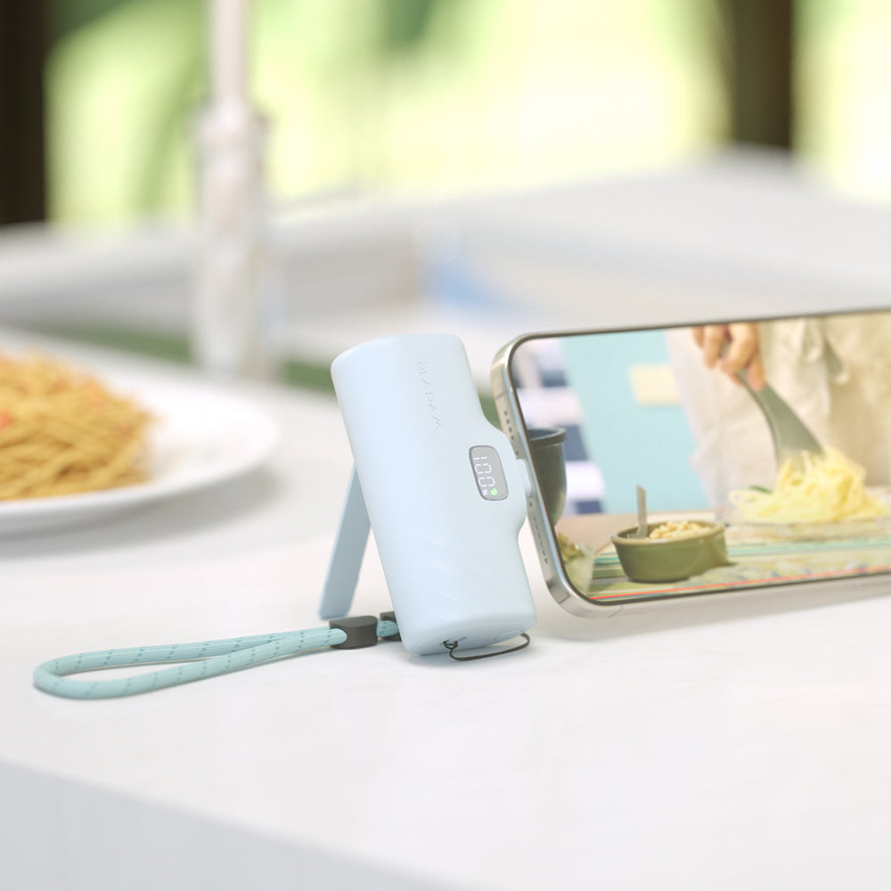 GRAVITY F5C Pocket-sized Fast Charging Power Bank With LED Display