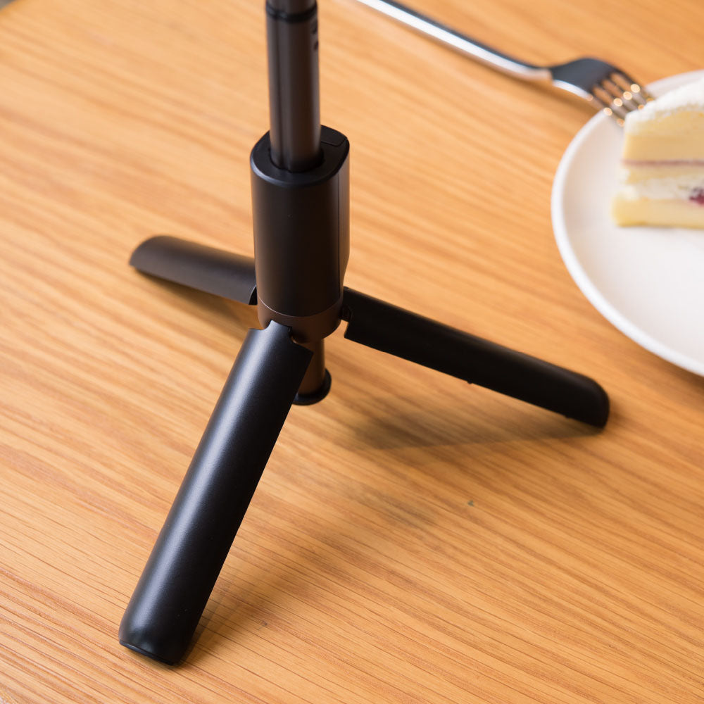 SELFIE Wireless Bluetooth Tripod Selfie Stick