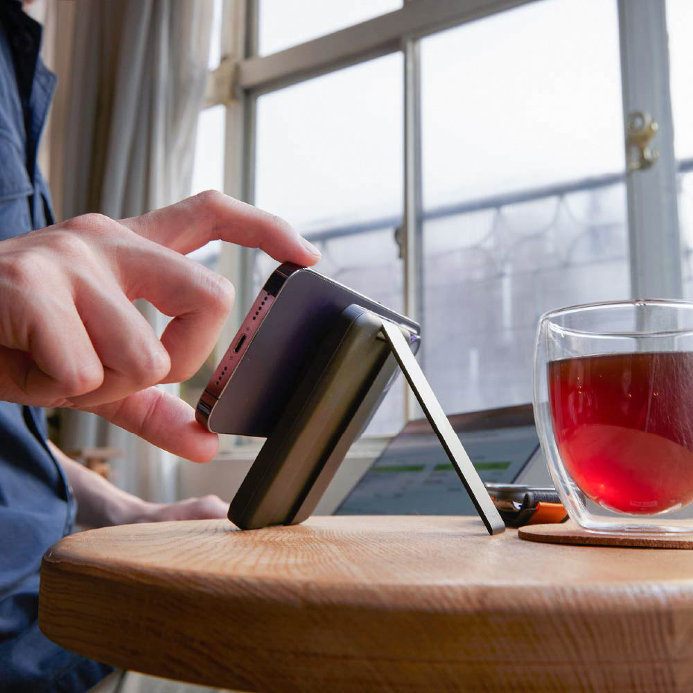 Mag 5 Magnetic 5-in-1 Wireless Charging Station