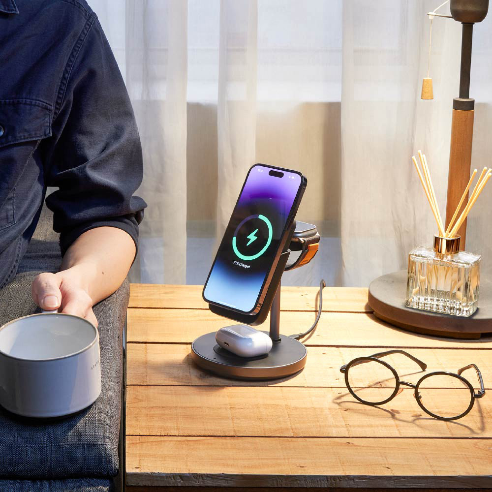 Mag 5 Magnetic 5-in-1 Wireless Charging Station