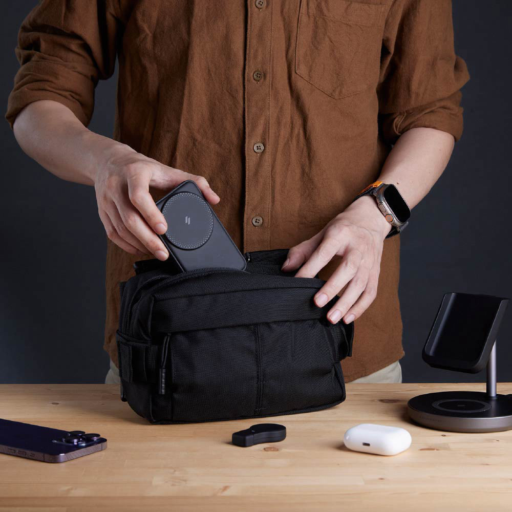Mag 5 Magnetic 5-in-1 Wireless Charging Station