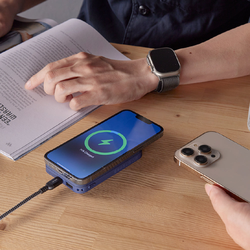 GRAVITY C2 - Magnetic Wireless Charging Power Bank
