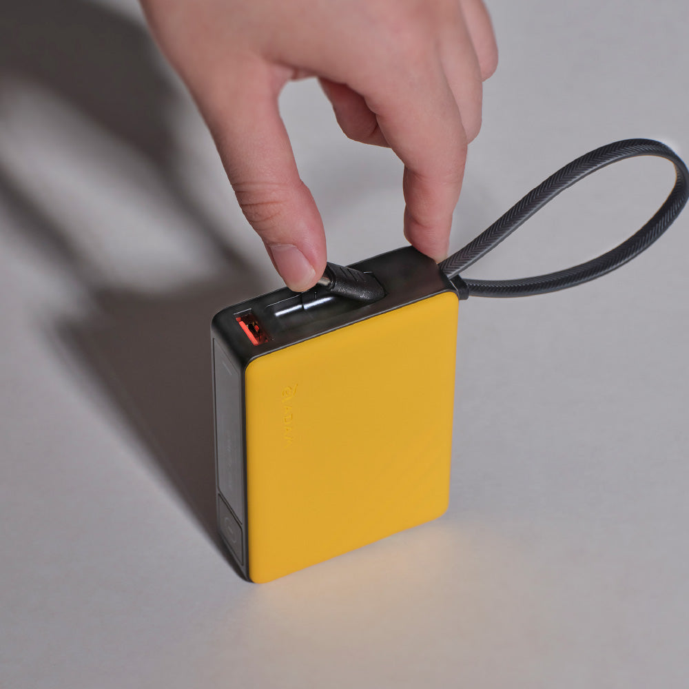 GRAVITY 30W Fast Charging Power Bank With Built-In Cable