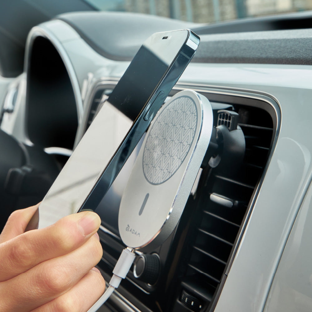 OMNIA C2 Magnetic Wireless Car Charger