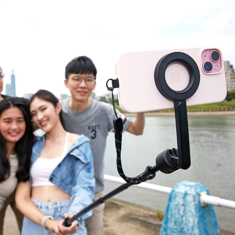SELFIE II Wireless Bluetooth Tripod Selfie Stick