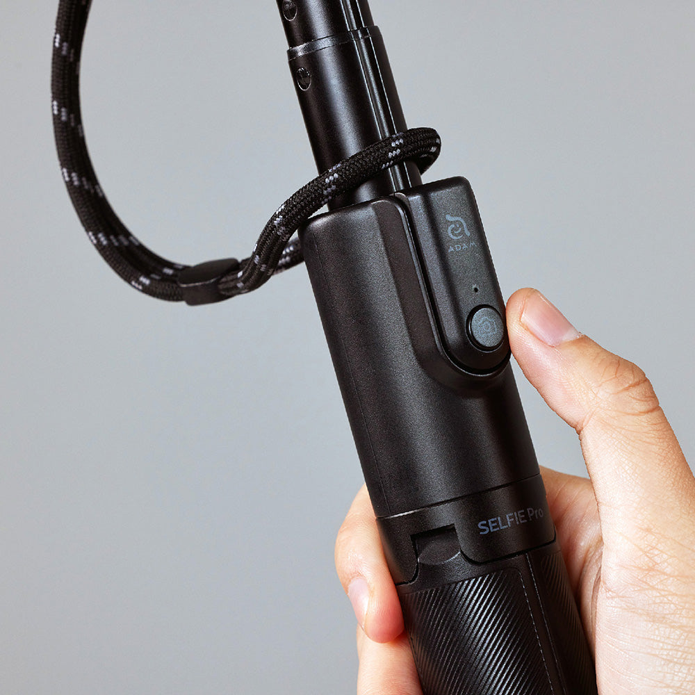 SELFIE Pro Wireless Bluetooth Tripod Selfie Stick